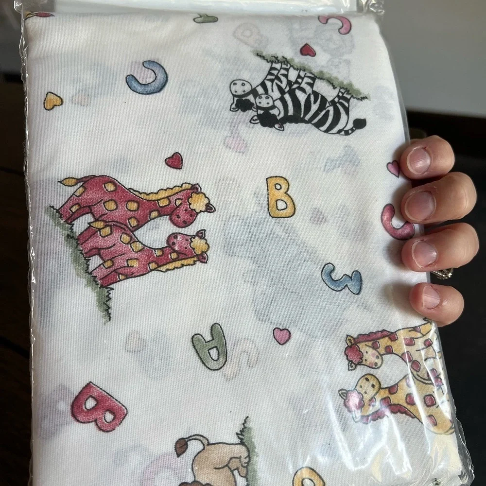 Vintage Crib Sheet Fisher Price/ Toddler Mattress Sheet‎ Standard 28 x 52 Inches